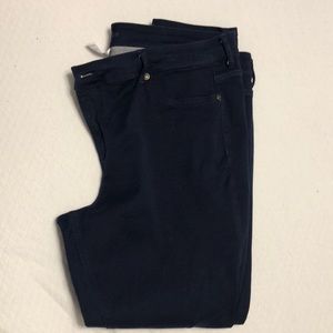 3 pairs of Maurice’s pants